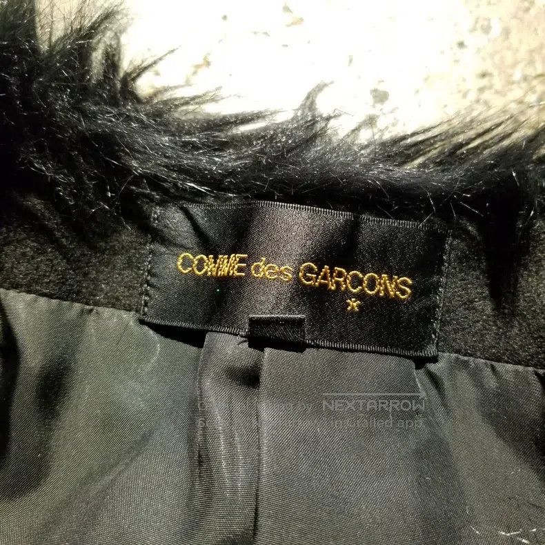 Comme des Garcons Comme des Garcons Black Furry Design Top Size S / US 4 / IT 40 - 7 Thumbnail