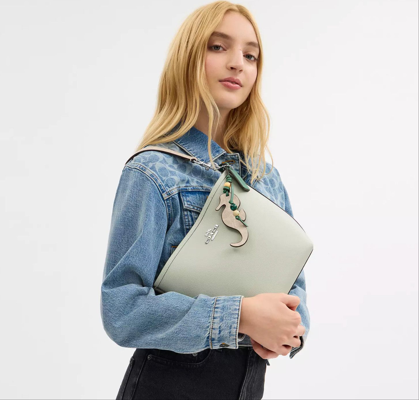Coach City Bucket Bag With Seahorse Charm CBH75 Size ONE SIZE - 6 Thumbnail