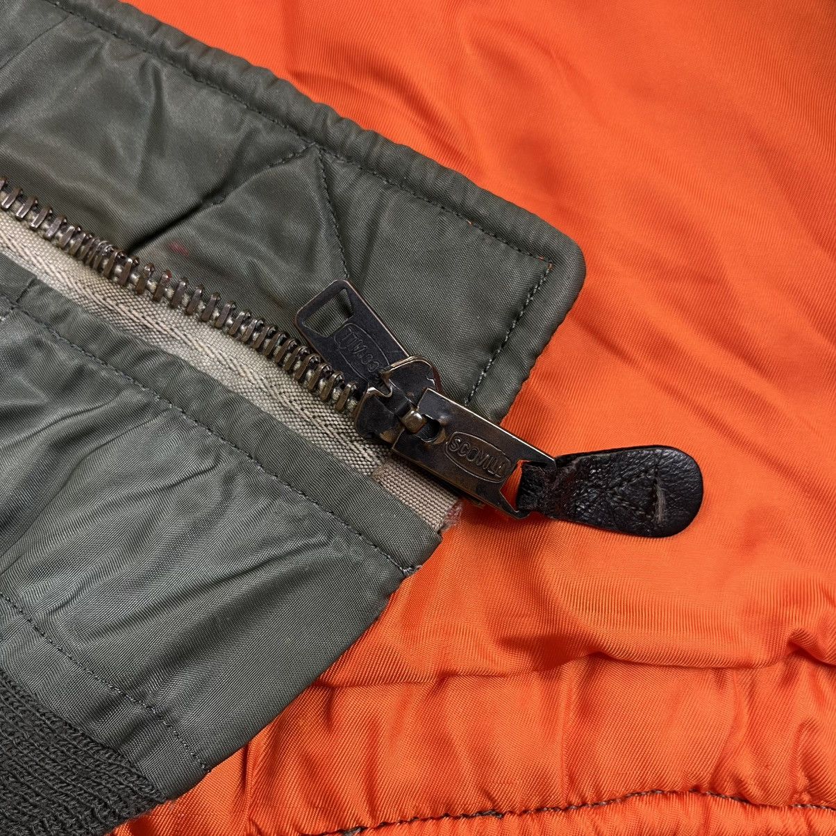 Alpha Industries Vintage 60s Alpha Industries Ma-1 bomber flight jacket Size US XL / EU 56 / 4 - 9 Thumbnail