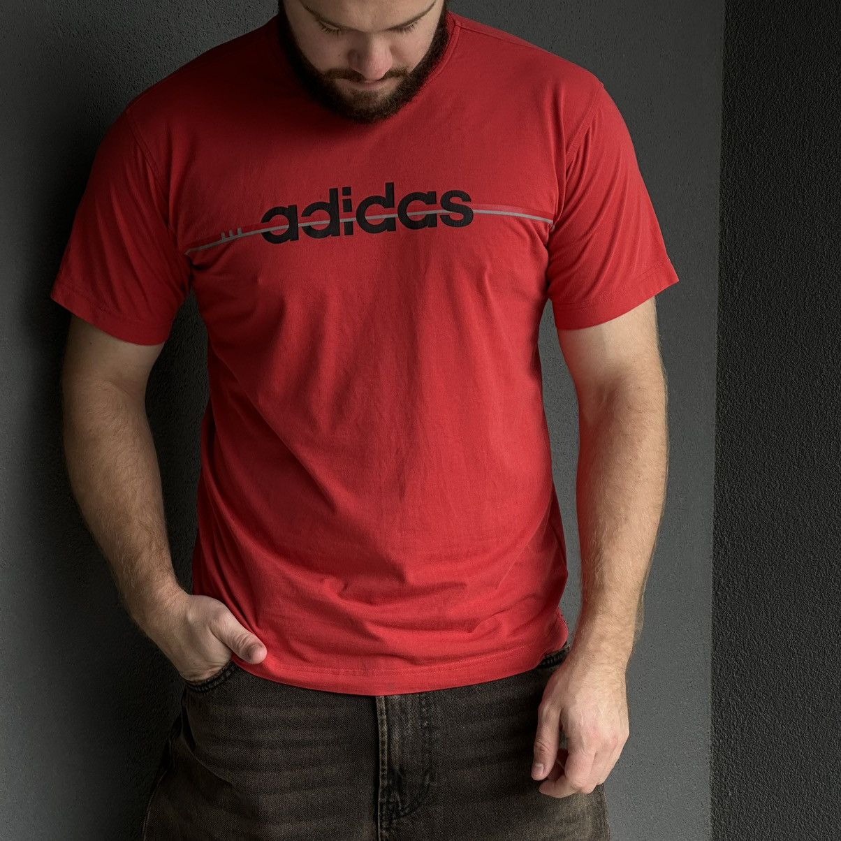 Adidas Vintage Adidas T-shirts Big Logo Y2K Style USA 00s Size US S / EU 44-46 / 1 - 1 Thumbnail