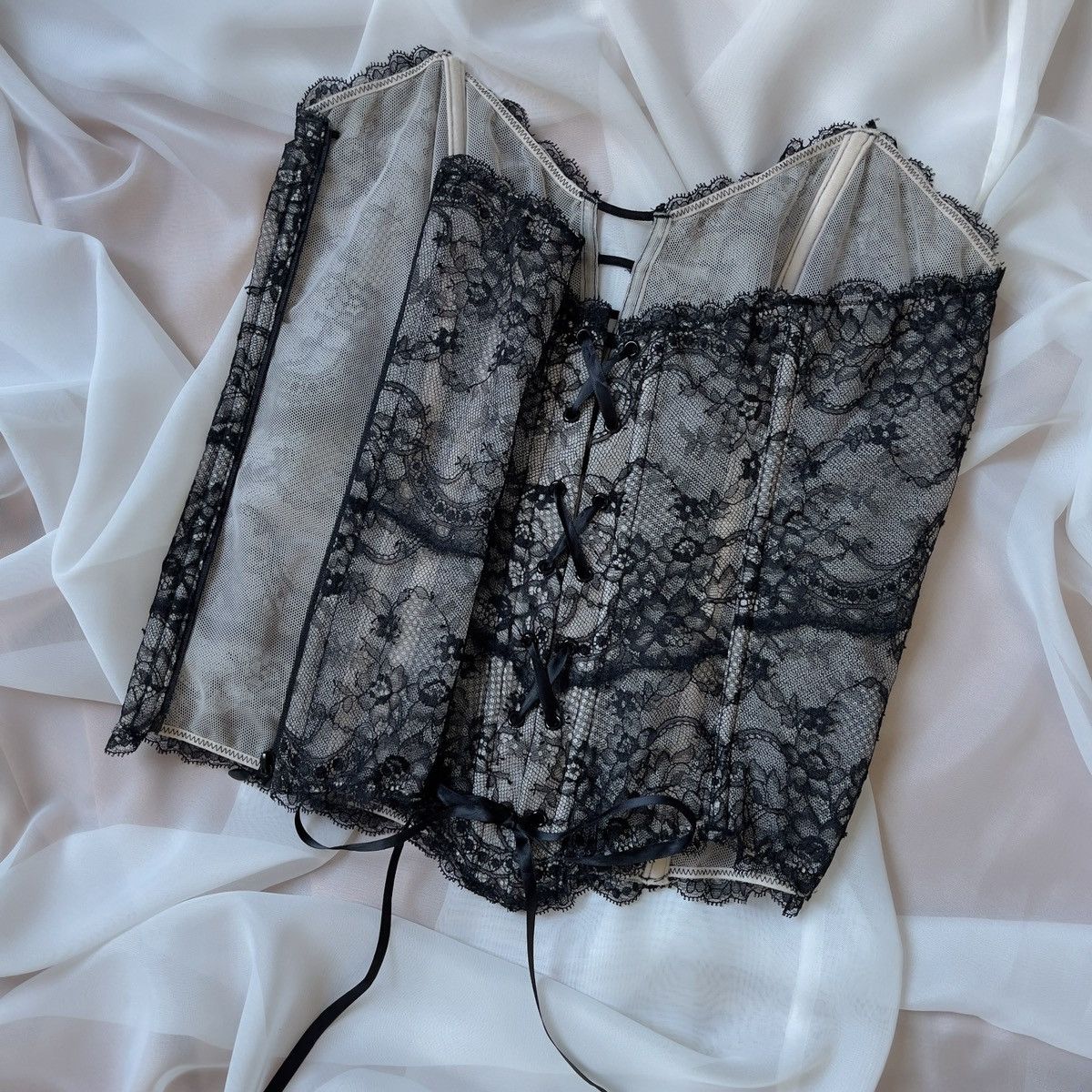 Victoria's Secret Victoria’s Secret Black Lace Corset Top (Large) Size L / US 10 / IT 46 - 3 Thumbnail