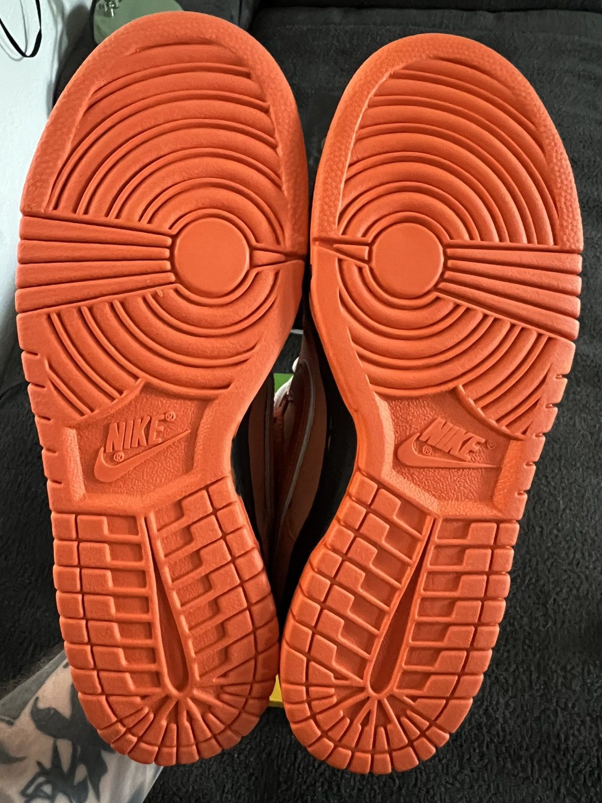 CNCPTS × Nike Orange lobster Size US 8 / EU 41 - 3 Thumbnail