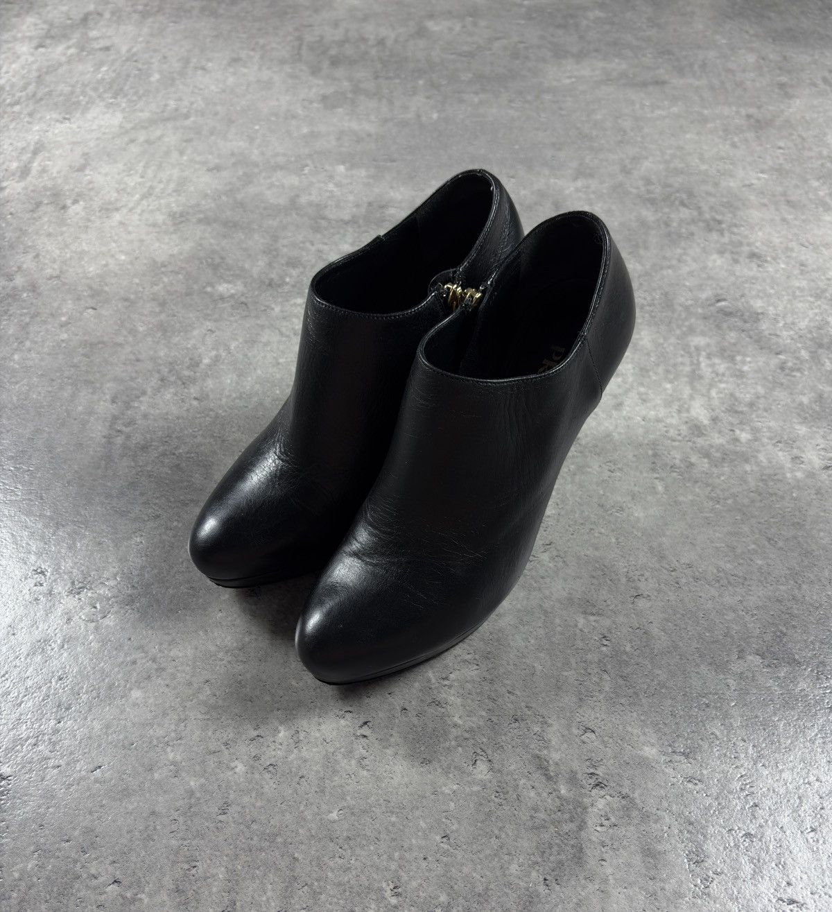 Prada Prada High Heeled Ankle Leather Boots Italy Black Size 36 Size US 6 / IT 36 - 2 Thumbnail