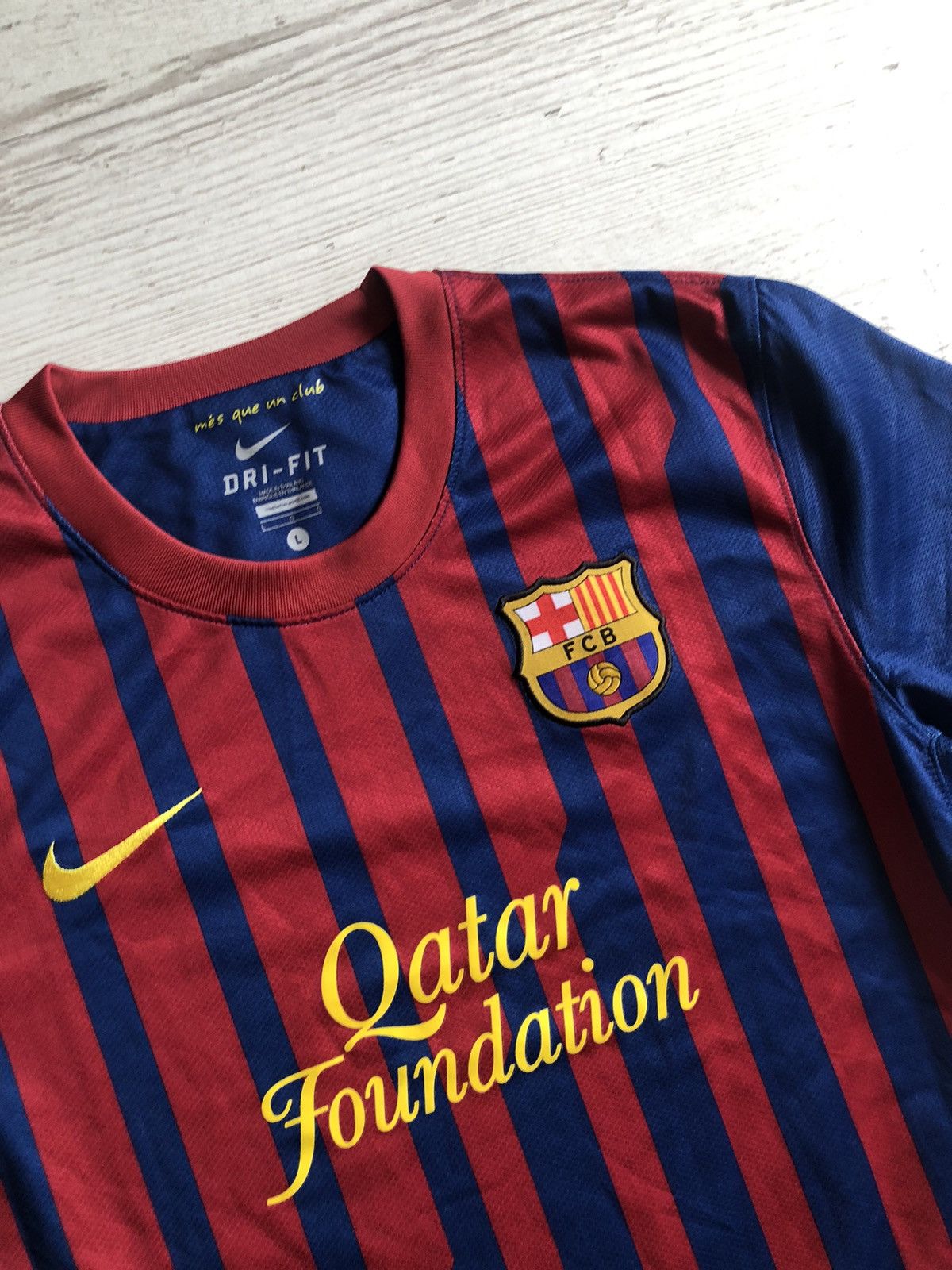 Nike BARCELONA 2011 2012 HOME SHIRT FOOTBALL SOCCER JERSEY Size US L / EU 52-54 / 3 - 3 Thumbnail