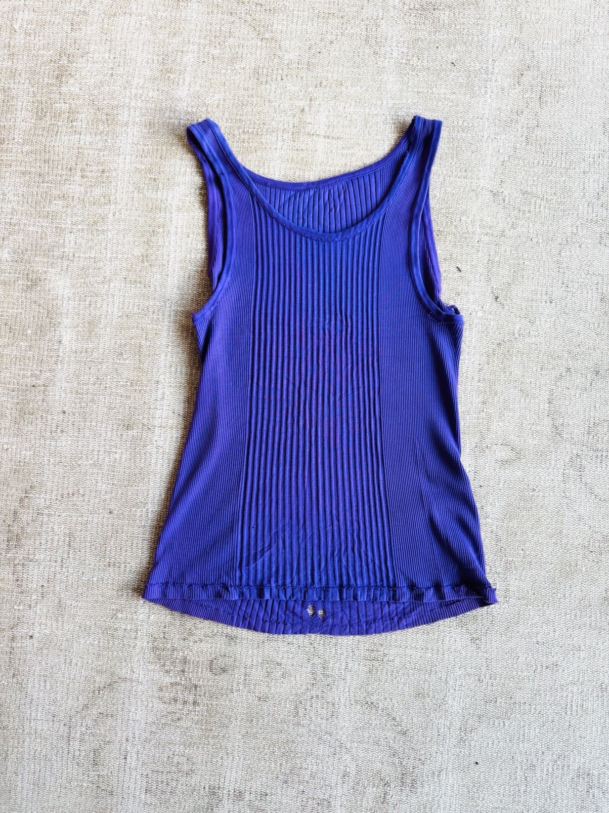 Vintage Vintage European distressed tank top purple workwear sz m Size US M / EU 48-50 / 2 - 1 Thumbnail