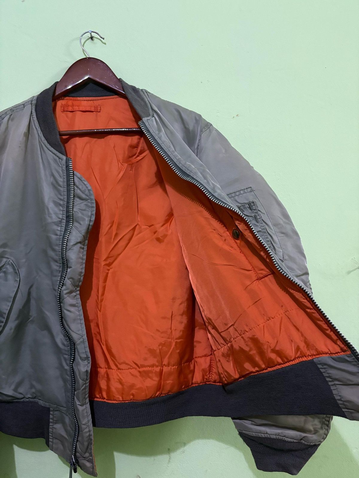 Alpha Industries Vintage Alpha Industries MA-1 Flight Jacket USAF USA Size US L / EU 52-54 / 3 - 5 Thumbnail