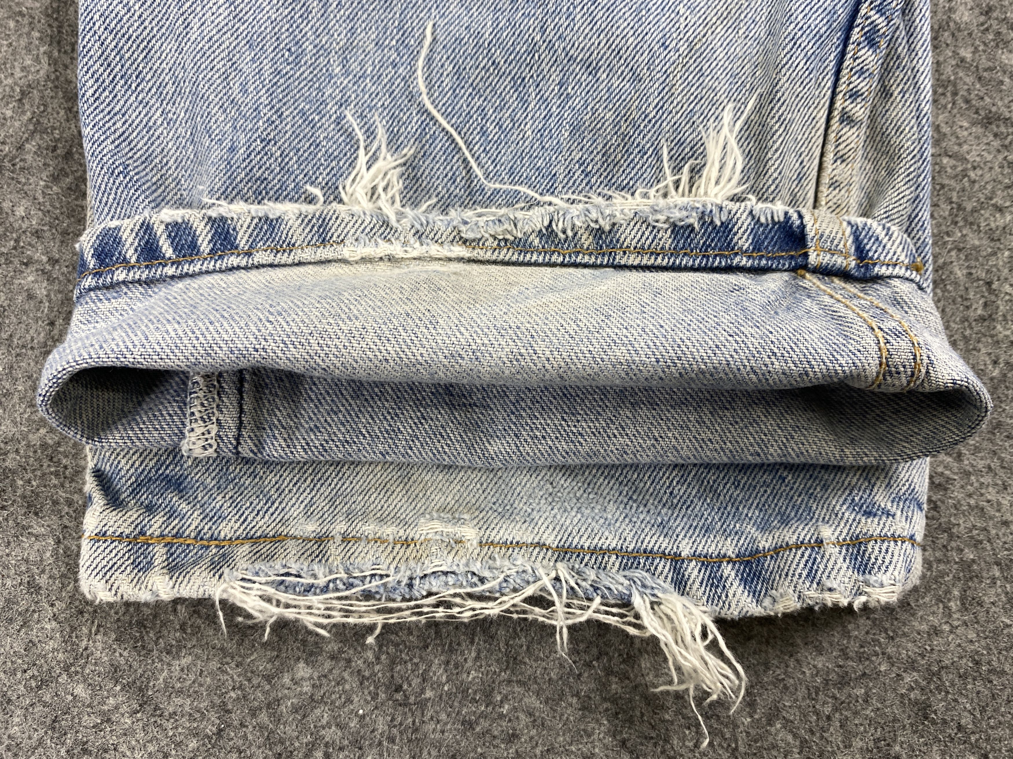 Levi's Light Blue Wash Vintage Levi's 550 34x31.5 Denim -SJ023 Size US 34 / EU 50 - 11 Thumbnail