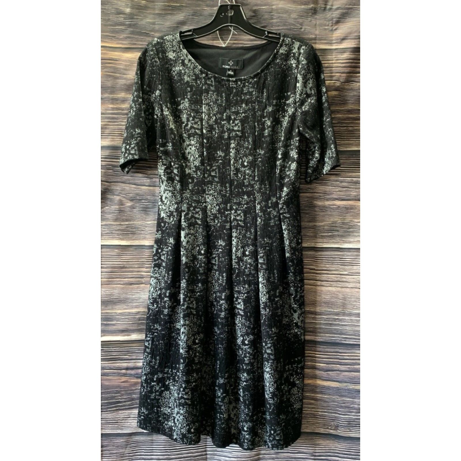 Vintage Ronni Nicole Dress 6 Black White Short Sleeve Pullover Knee Length Raglan Sleeve Round Neck Womens Size M / US 6-8 / IT 42-44 - 2 Thumbnail