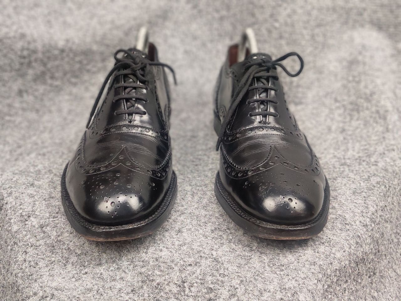 Church's Church's Burwood Polished Binder Brogue Black Leater shoes Size US 10 / EU 43 - 4 Thumbnail