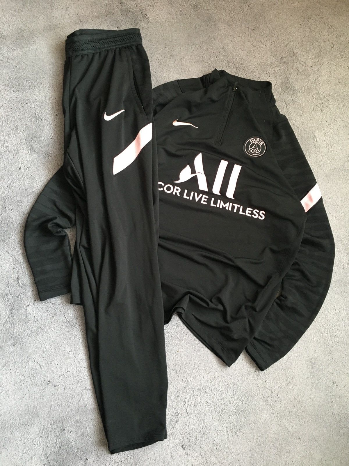 Nike 🐙 Nike FC PSG Paris Saint Germain Football Track Suit Size US M / EU 48-50 / 2 - 1 Thumbnail