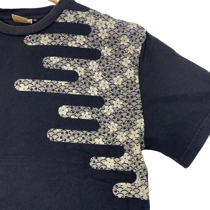 Vintage Vintage JAPANESE CLASSIC SCRIPT Sakura Drop Tee Shirt Top Size XL / US 12-14 / IT 48-50 - 6 Thumbnail