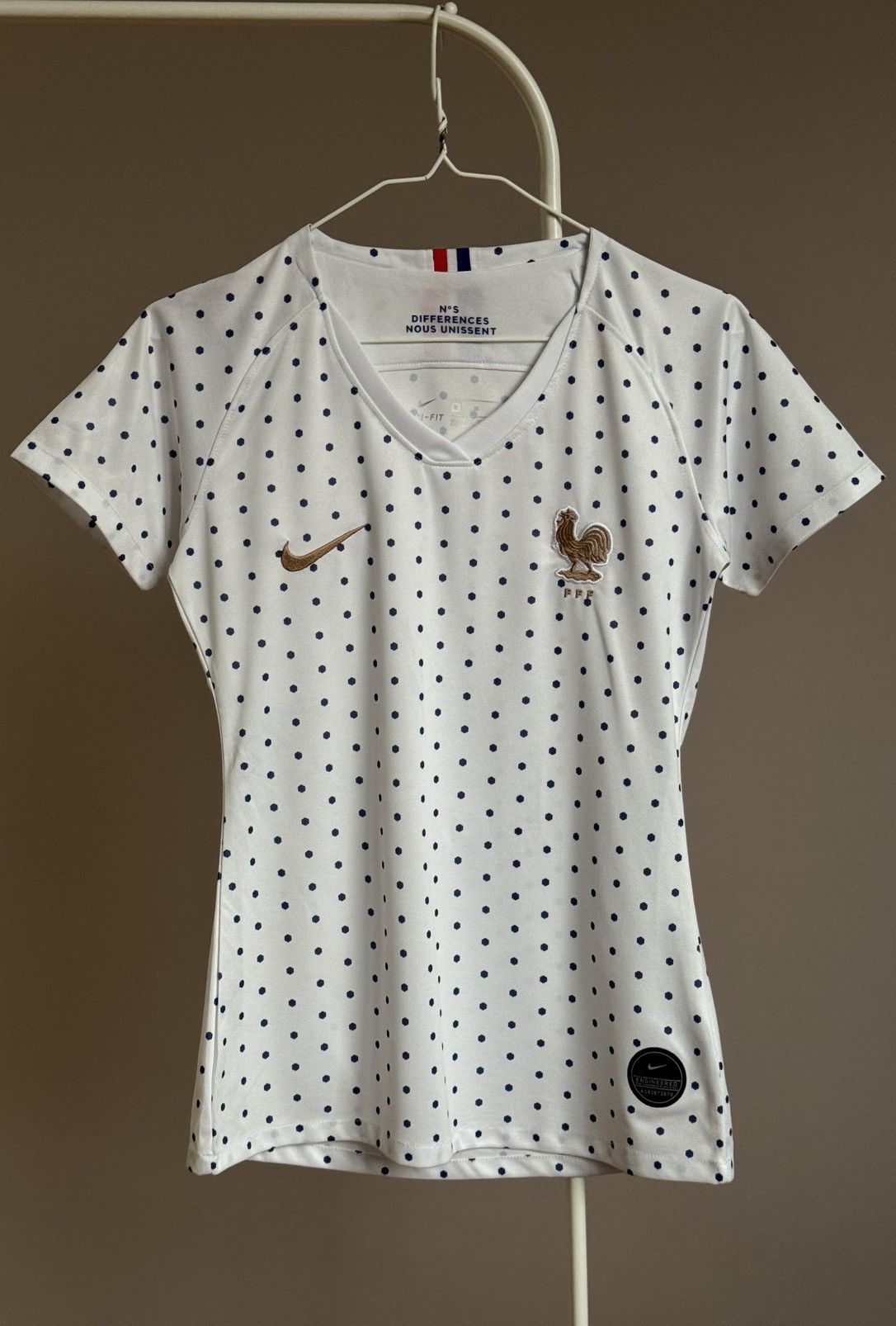 Nike Nike France 2019 World Cup Away Soccer Jersey Tee Tshirt Size M / US 6-8 / IT 42-44 - 1 Thumbnail