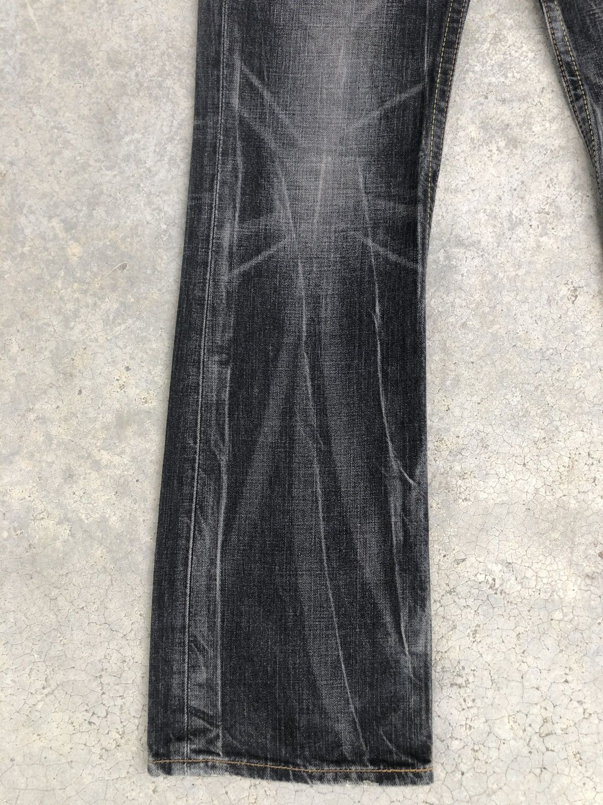 If Six Was Nine Levis 507 Flared Jeans Bootcut Distressed Denim Size US 30 / EU 46 - 6 Thumbnail