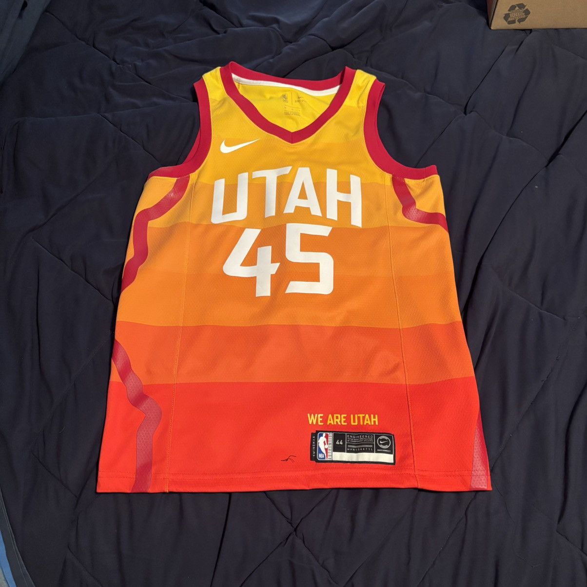 Nike Utah Jazz Donovan Mitchell sunset jersey Size US M / EU 48-50 / 2 - 1 Thumbnail