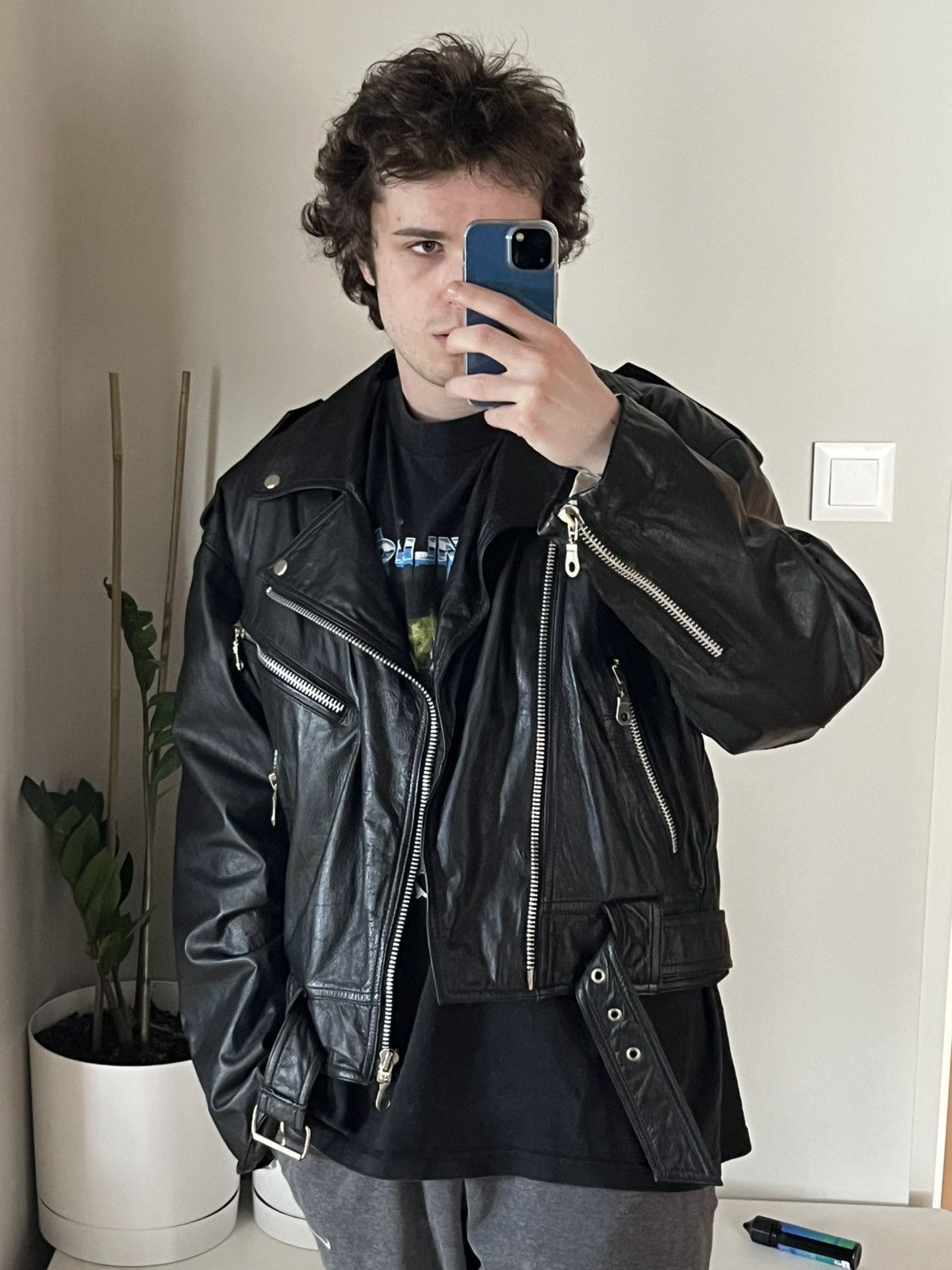 Genuine Leather Leather biker jacket cropped boxy jacket 90s perfecto Size US M / EU 48-50 / 2 - 3 Thumbnail