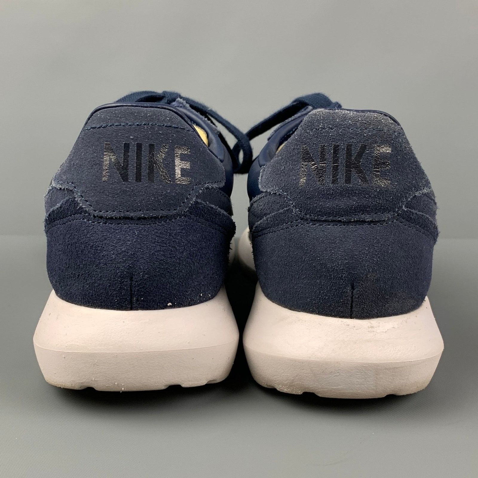 NIKE Size 12 Navy Leather Low Top Sneakers