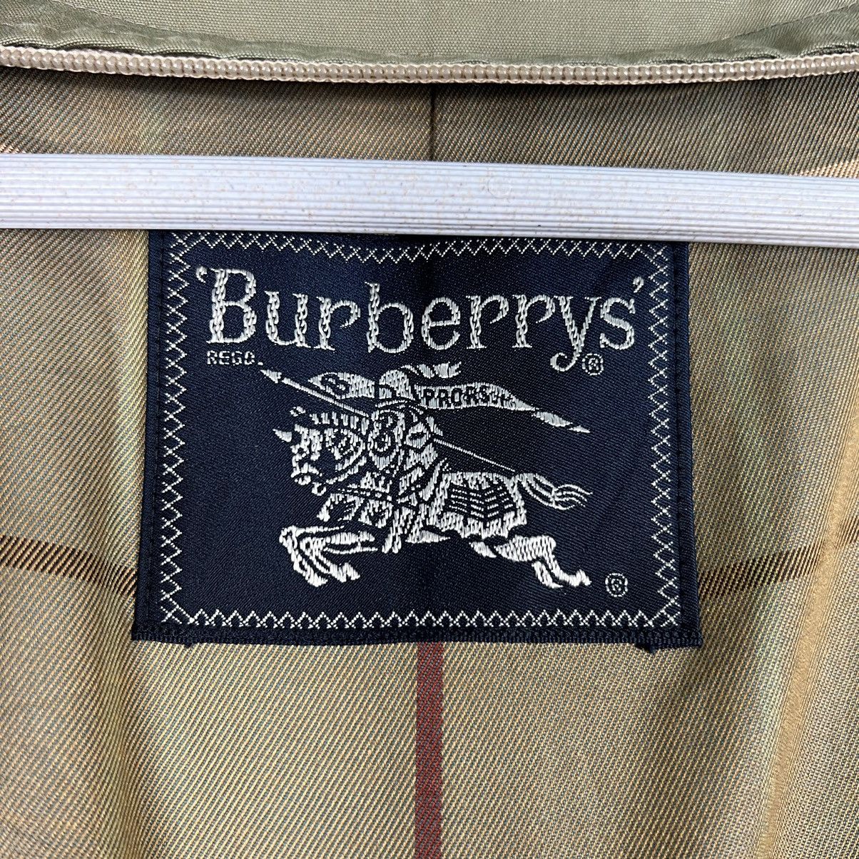 Burberry 🔥 VINTAGE BURBERRYS TRENCHCOAT Size US M / EU 48-50 / 2 - 15 Thumbnail