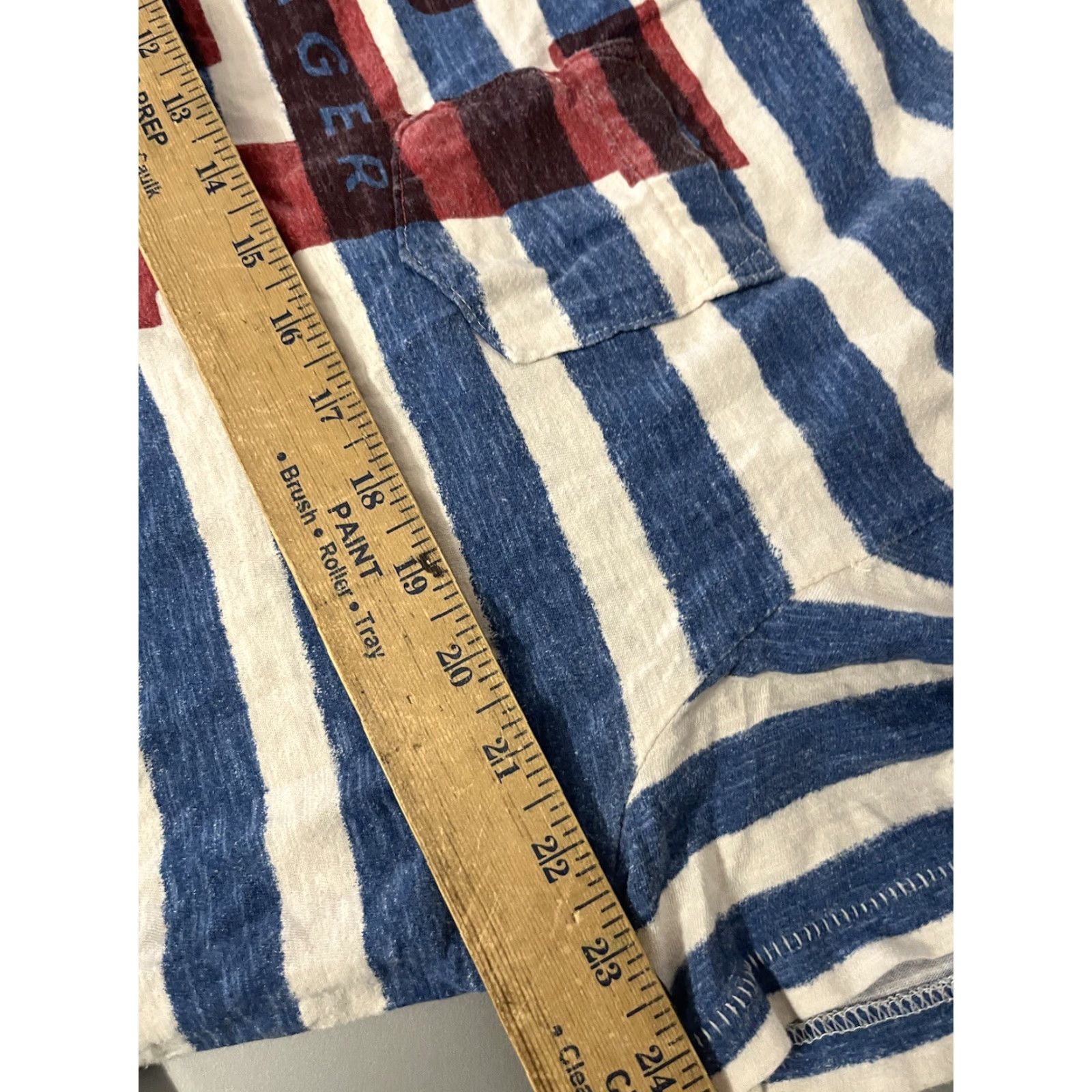 Tommy Hilfiger VINTAGE Tommy Hilfiger Denim Blue Shirt Mens XL Graphic Striped Crew Neck 90s Concert Fashion Men’s Tee Size US XL / EU 56 / 4 - 5 Thumbnail