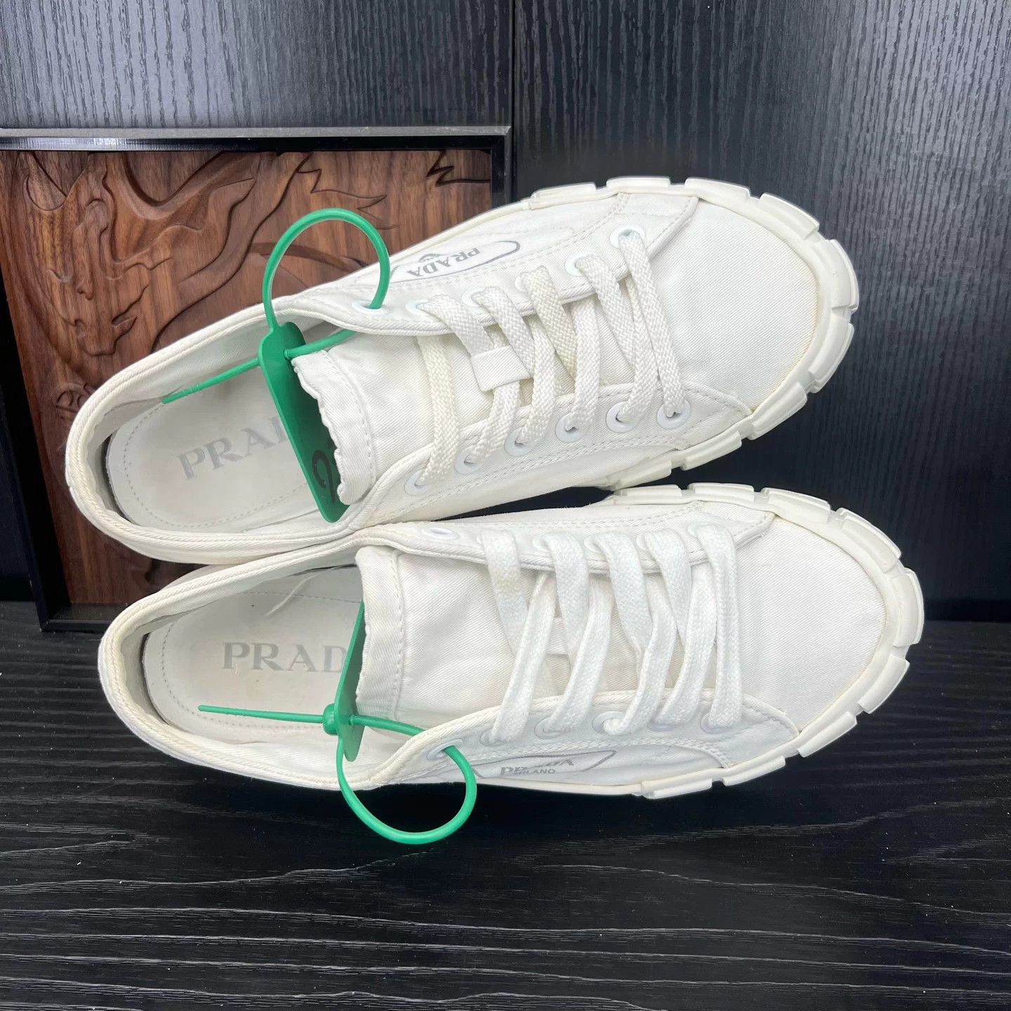 Prada Prada Wheel Canvas White Sneakers US6 Boxed Like New Size US 7 / EU 40 - 8 Thumbnail