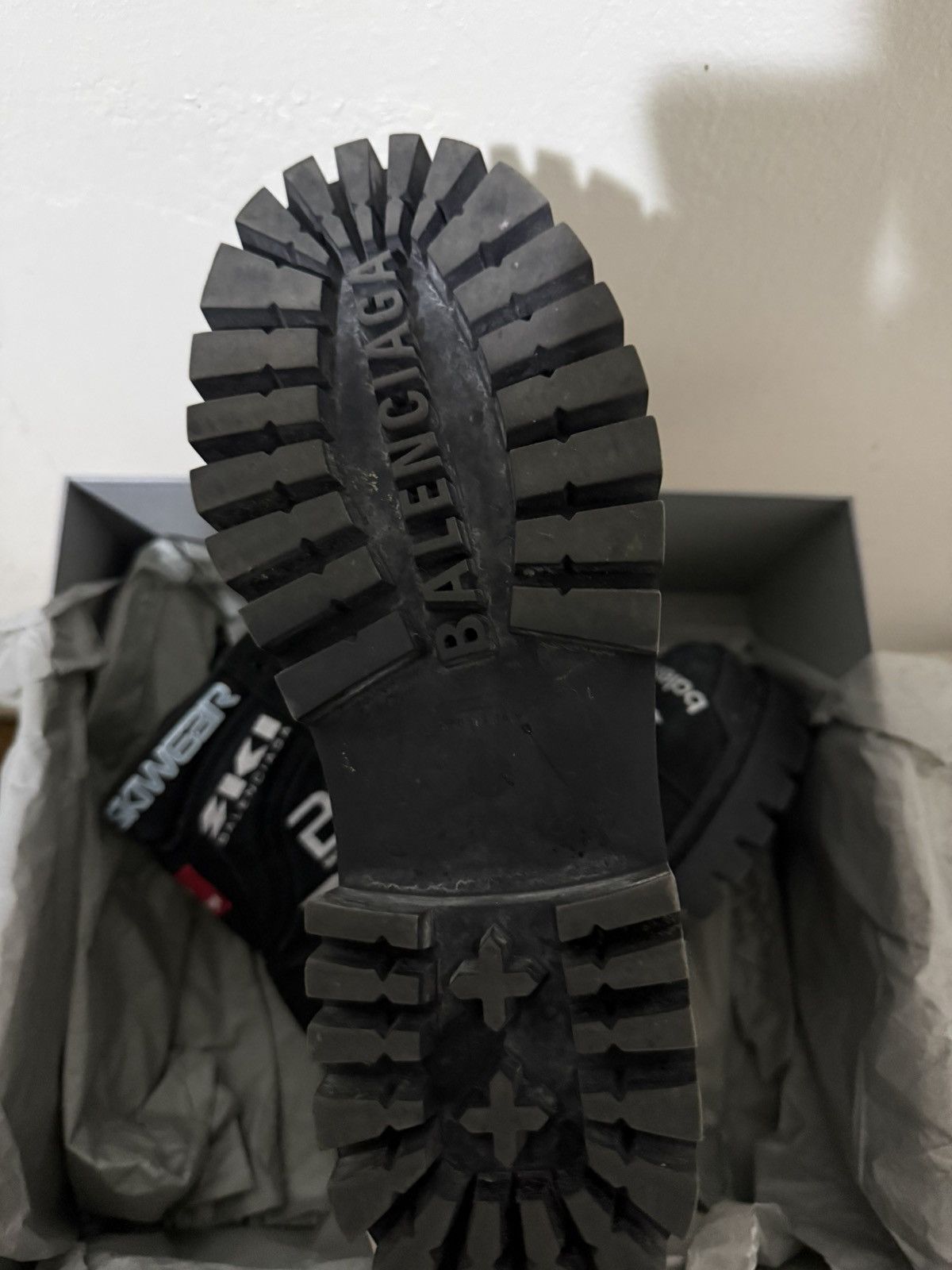 Balenciaga Balenciaga Combat Strike Boots Size US 9 / EU 42 - 10 Thumbnail