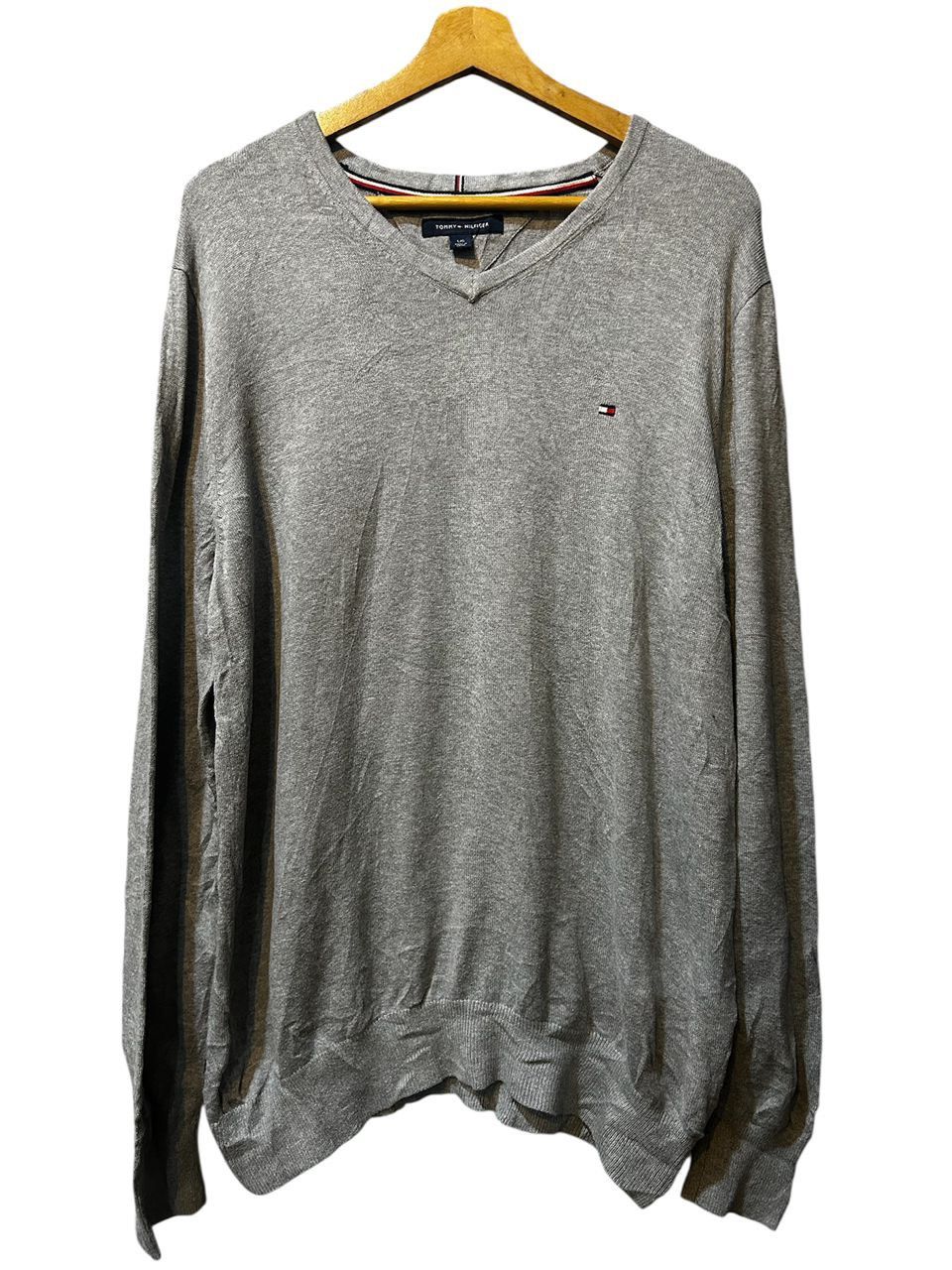 Tommy Hilfiger Tommy Hilfiger v neck longsleeve Size US L / EU 52-54 / 3 - 1 Thumbnail
