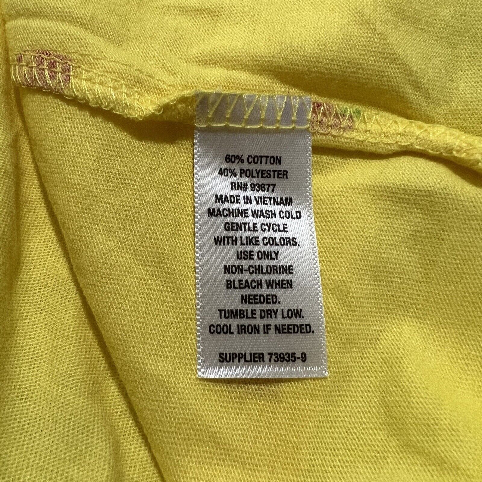 Other a.n.a. Large V-Neck Tee Strawberry Pattern Yellow T Shirt Size L / US 10 / IT 46 - 12 Thumbnail