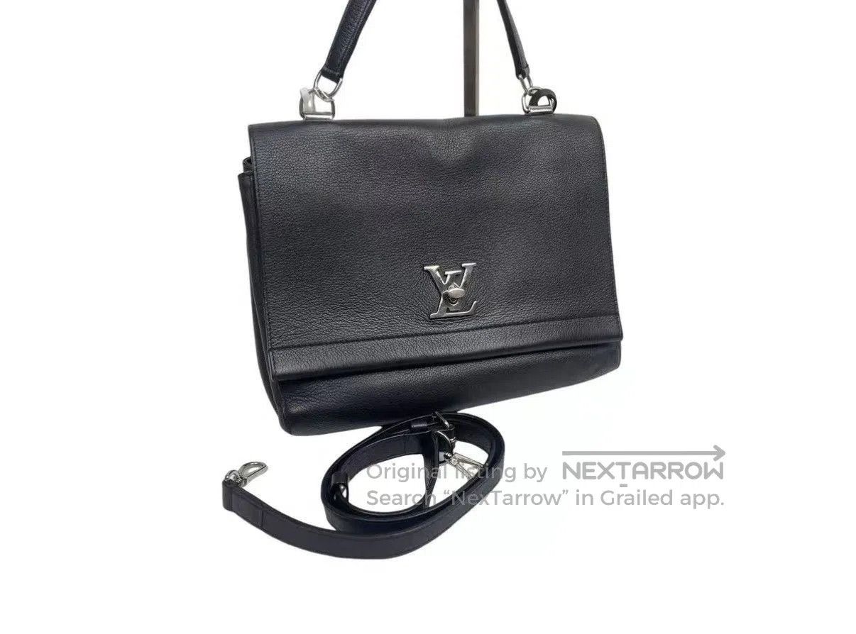 Louis Vuitton Black Leather Structured Handbag with Top Handles. Size ONE SIZE - 3 Thumbnail