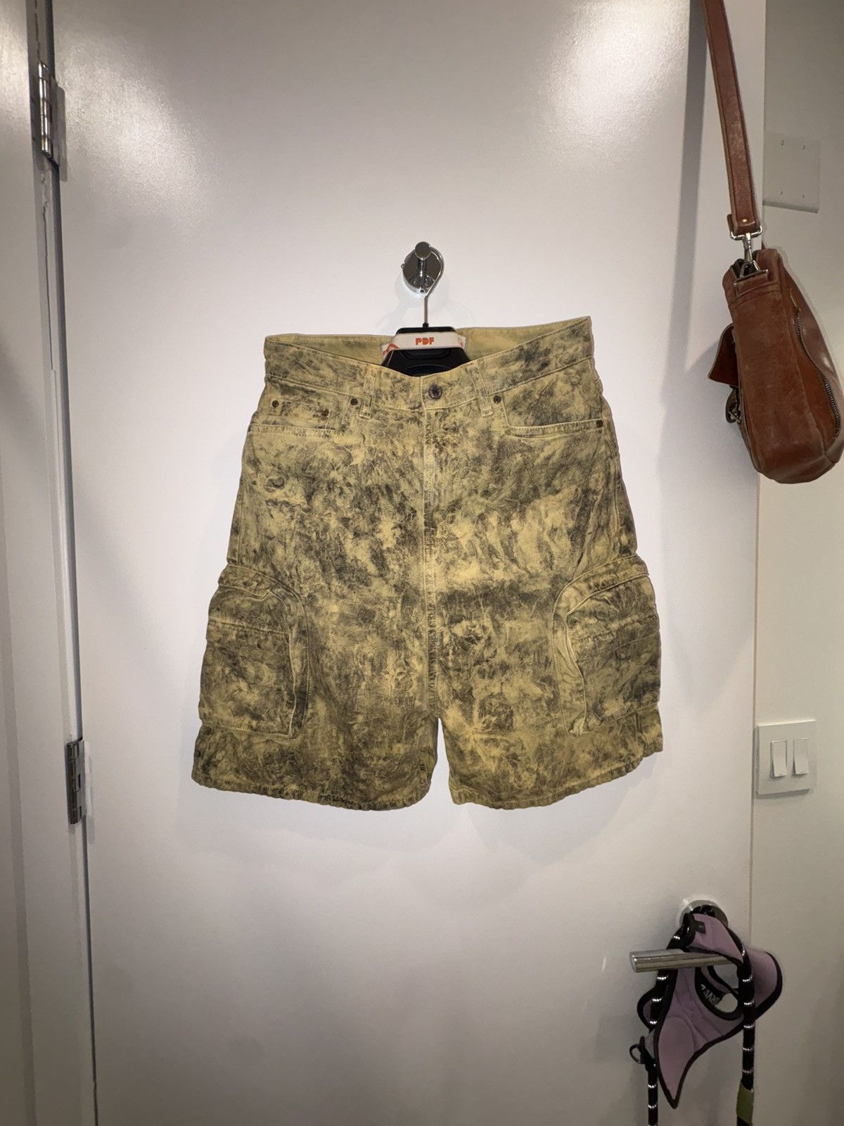 PDF *PDF CHANNEL* New Cargo Shorts Size US 30 / EU 46 - 1 Thumbnail