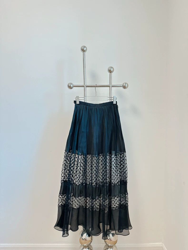 Chanel Chanel 21A Castle Series Lace Skirt Size 42" / US 20 - 2 Thumbnail