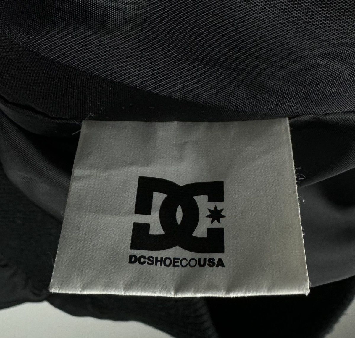 DC Rare DC Shoes Skateboarding Black Puffer Jacket Size US M / EU 48-50 / 2 - 7 Thumbnail