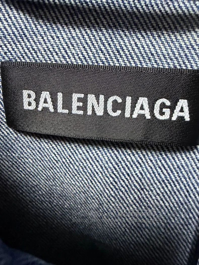 Balenciaga Balenciaga Blue Denim Jacket Size 48. Size US L / EU 52-54 / 3 - 3 Thumbnail