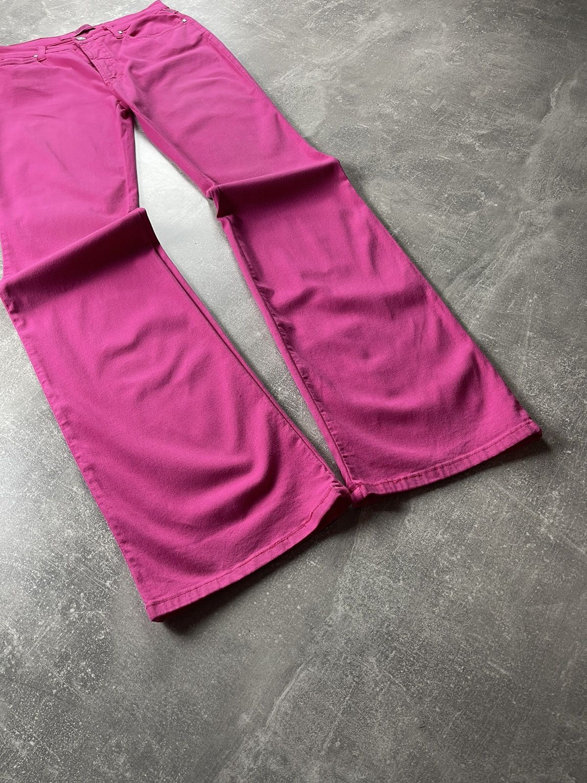 Versace Jeans Couture Vintage Versace Jeans Couture Y2K Fuchsia Flared Pants Size 30" / US 8 / IT 44 - 9 Thumbnail