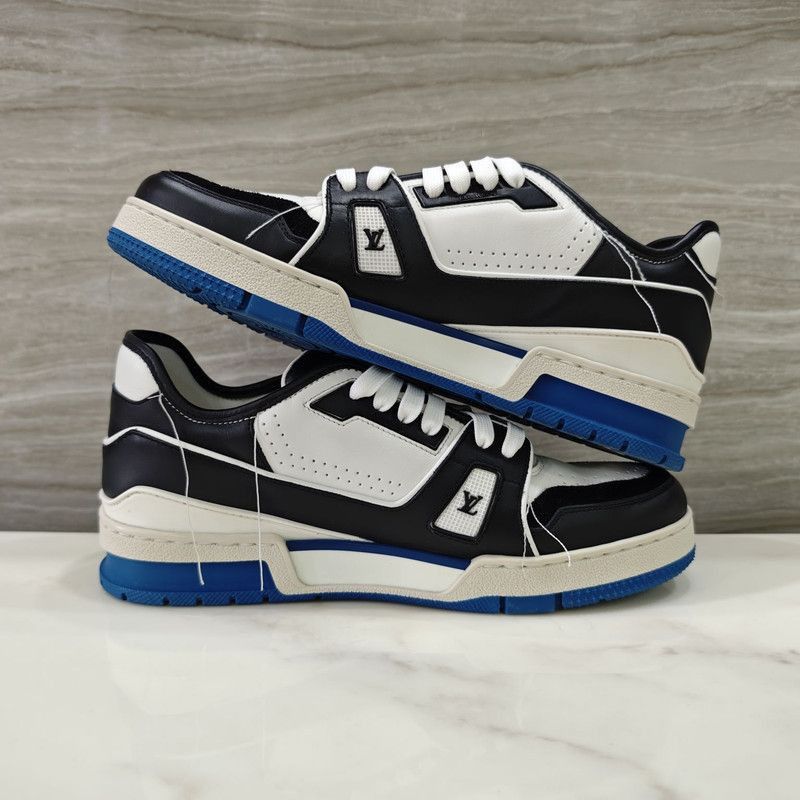 Louis Vuitton Louis Vuitton Trainer Low Top Fashion Sneakers for Men -250 Size US 8 / EU 41 - 6 Thumbnail
