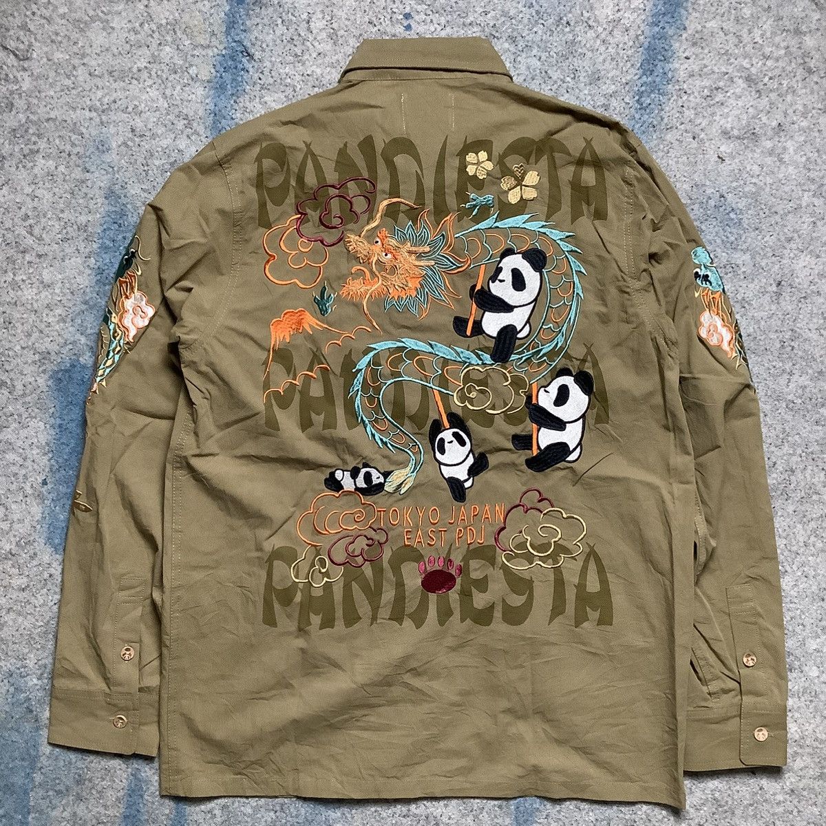 Edifice Japan × Japanese Brand Rare Pandiesta Dragon Sukajan Japanese Brand Size US L / EU 52-54 / 3 - 18 Thumbnail