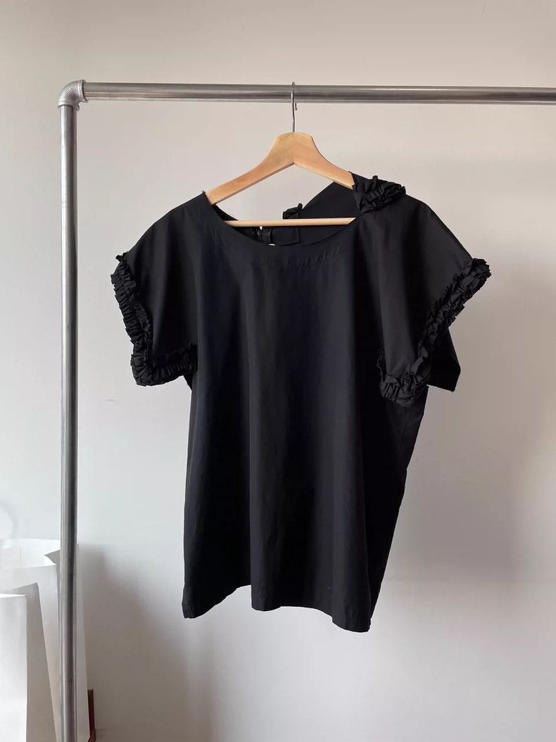 Comme des Garcons Comme Des Garcons Black shirt with lace Size M / US 6-8 / IT 42-44 - 1 Thumbnail