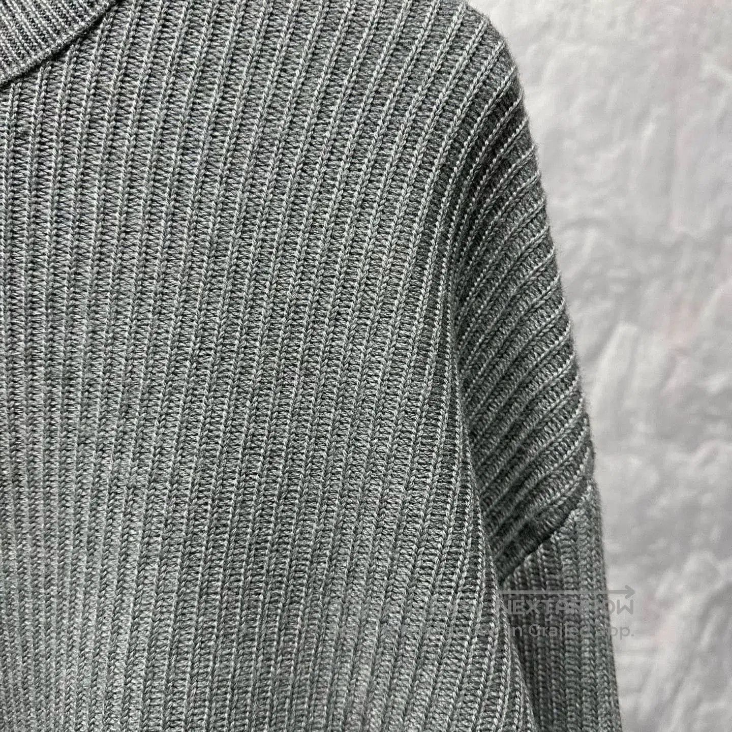 Louis Vuitton gray louis vuitton knit sweater with logo. Size US S / EU 44-46 / 1 - 4 Thumbnail