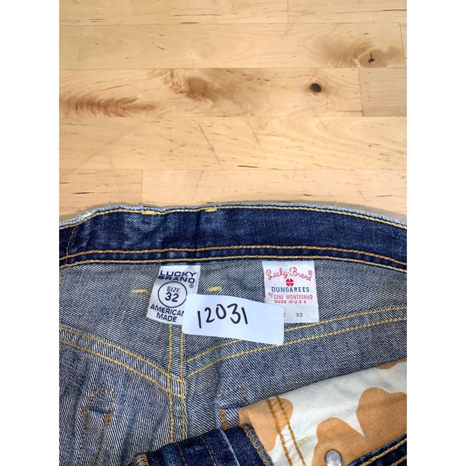 Lucky Brand Lucky Brand Jeans 32x29 Denim Blue 5-Pocket Regular Men Grunge Distress 90s Style Straight Room: N/A Size US 32 / EU 48 - 2 Thumbnail