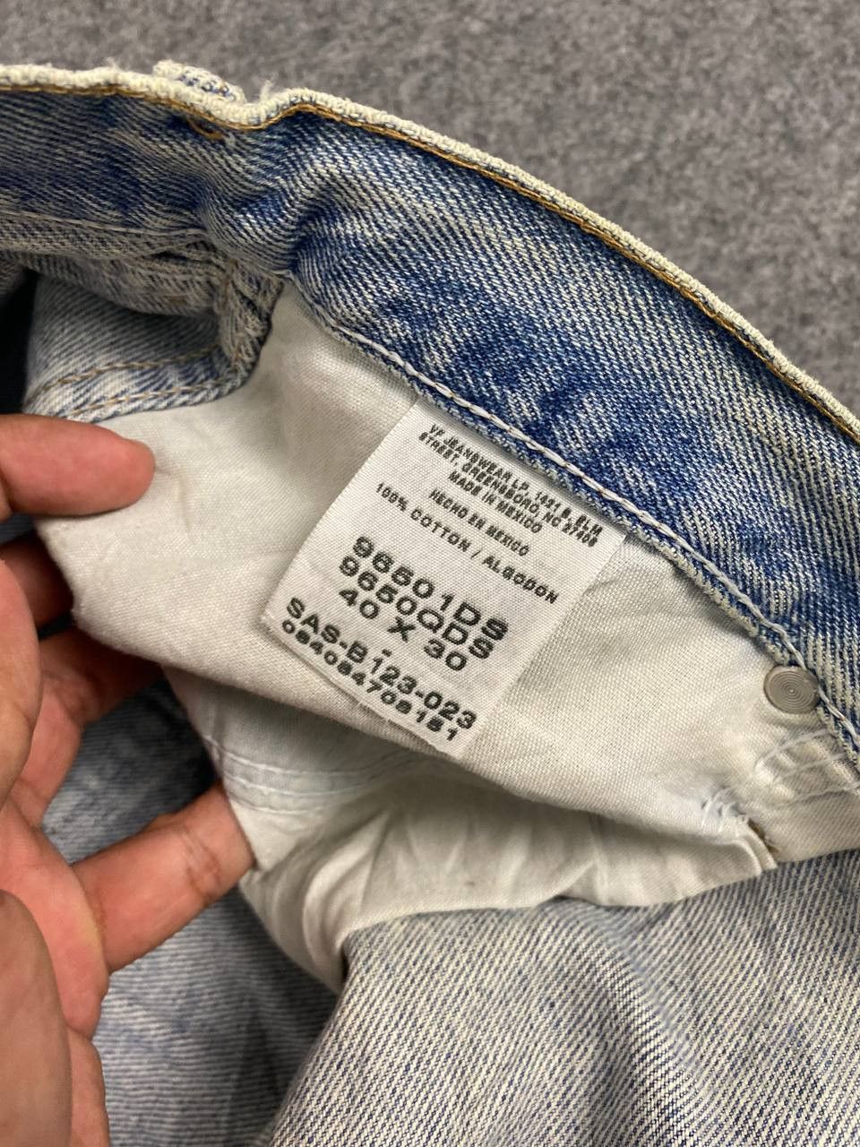 Wrangler vintage wrangler relaxed fit distressed denim Size US 40 / EU 56 - 11 Thumbnail