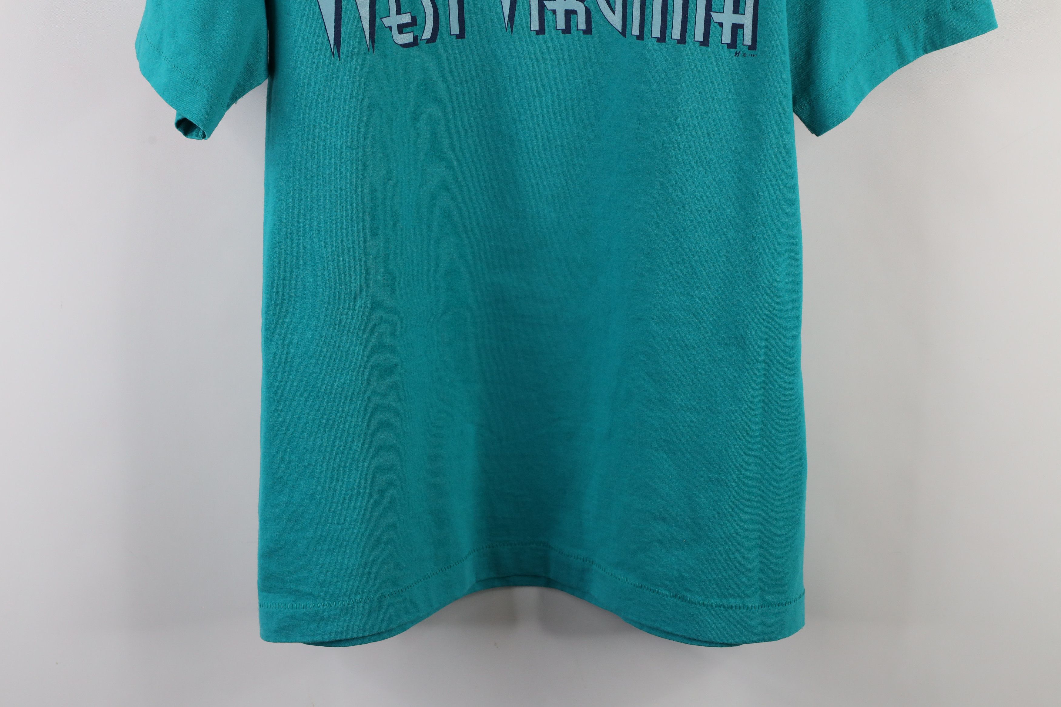 Vintage Vintage 90s Streetwear West Virginia Short Sleeve T-Shirt Size US L / EU 52-54 / 3 - 3 Thumbnail