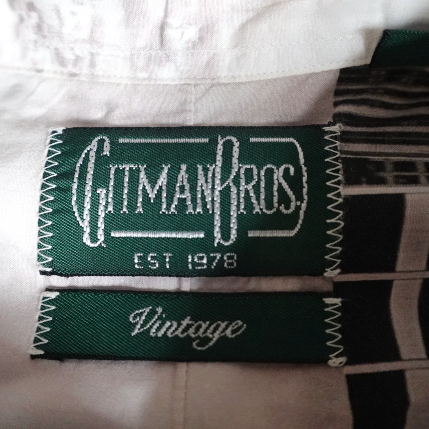 Vintage Gitman Vintage Mens Shirt Medium White New York Empire State Casual Button-Down Collared Button-Up USA Theme 3 Pockets Regular Cotton Size US M / EU 48-50 / 2 - 3 Thumbnail