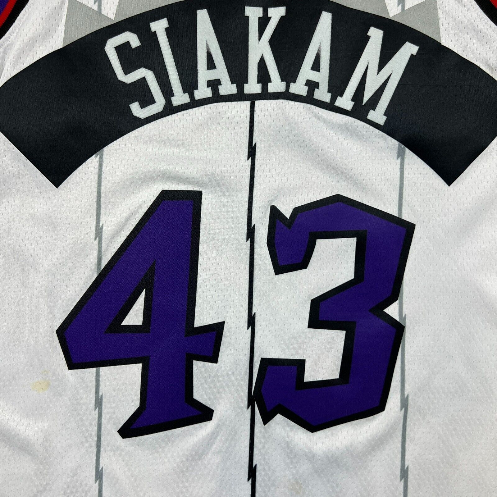 NBA × Nike × Vintage Nike Pascal Siakam Toronto Raptors Jersey Medium Basketball Size US M / EU 48-50 / 2 - 2 Thumbnail