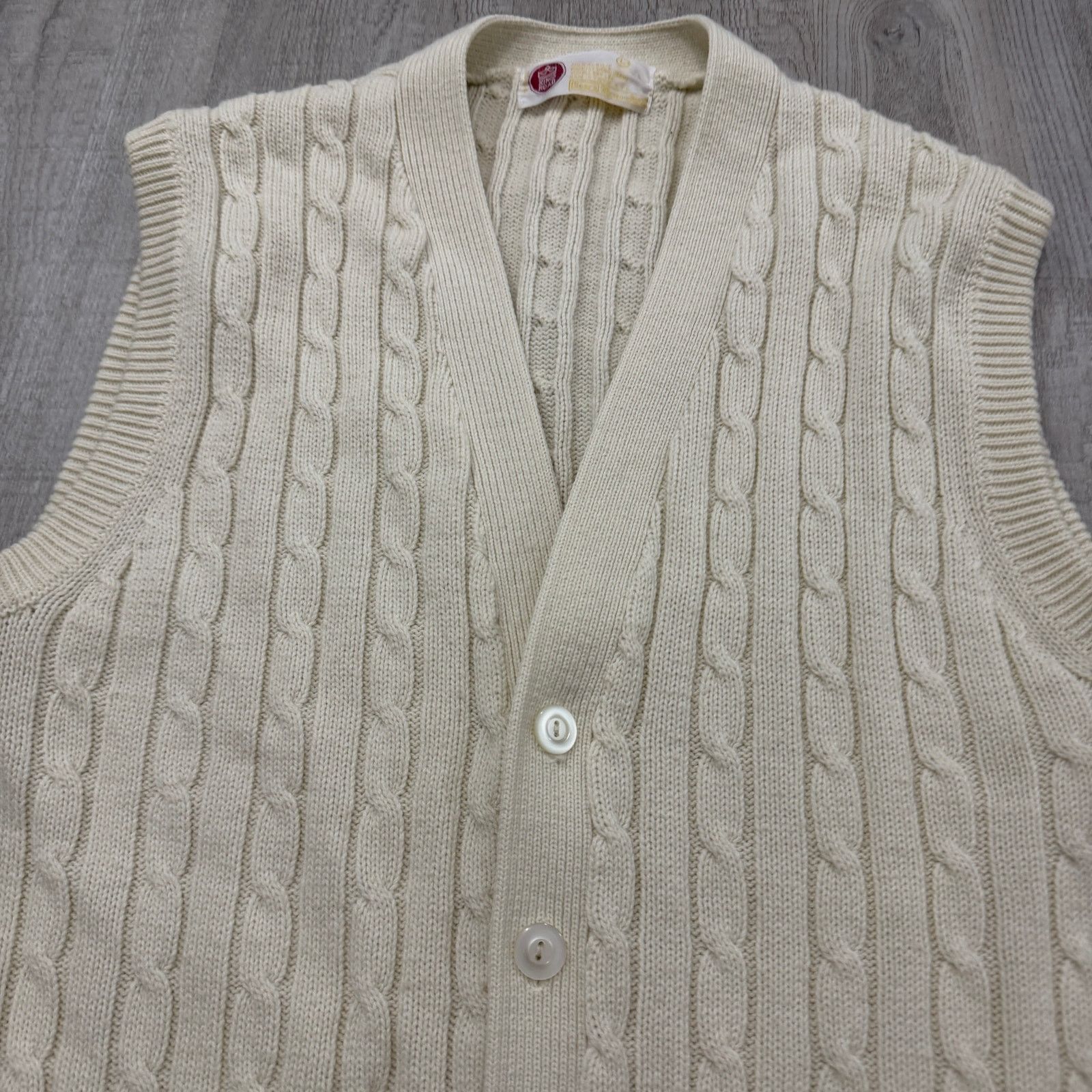 Vintage Vintage Kings Road Sweater Vest Men's Large Cream Cable Knit Size US L / EU 52-54 / 3 - 3 Thumbnail