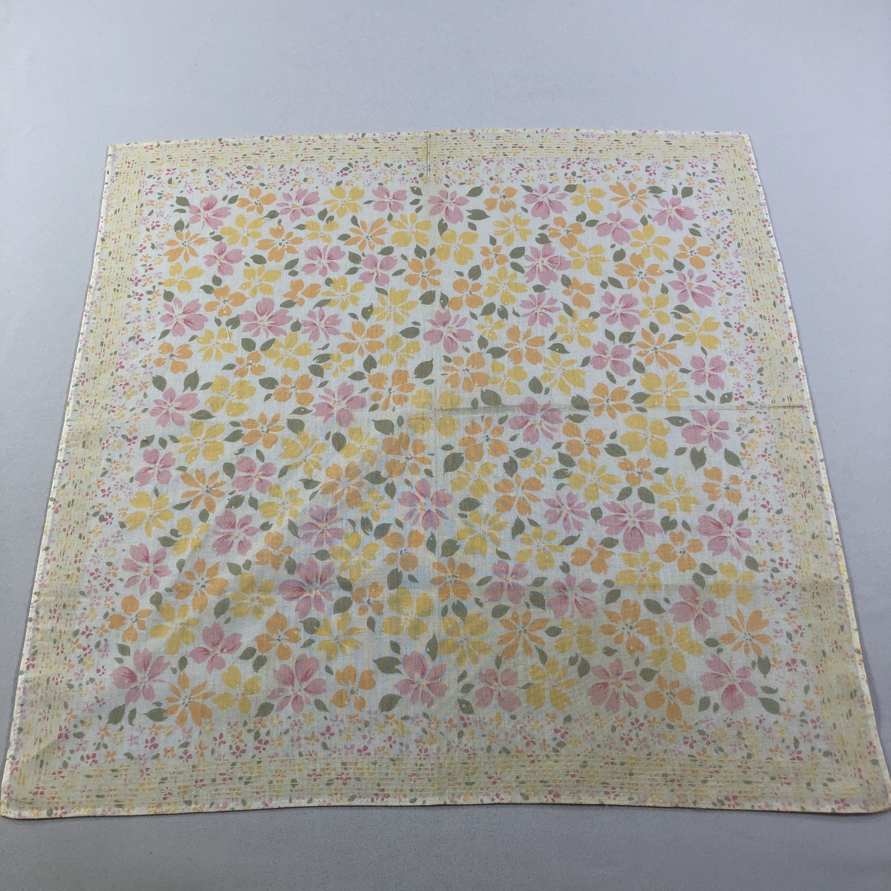 Pierre Balmain Pierre Balmain Floral Handkerchief Neckerchief Bandana H1751 Size ONE SIZE - 2 Thumbnail