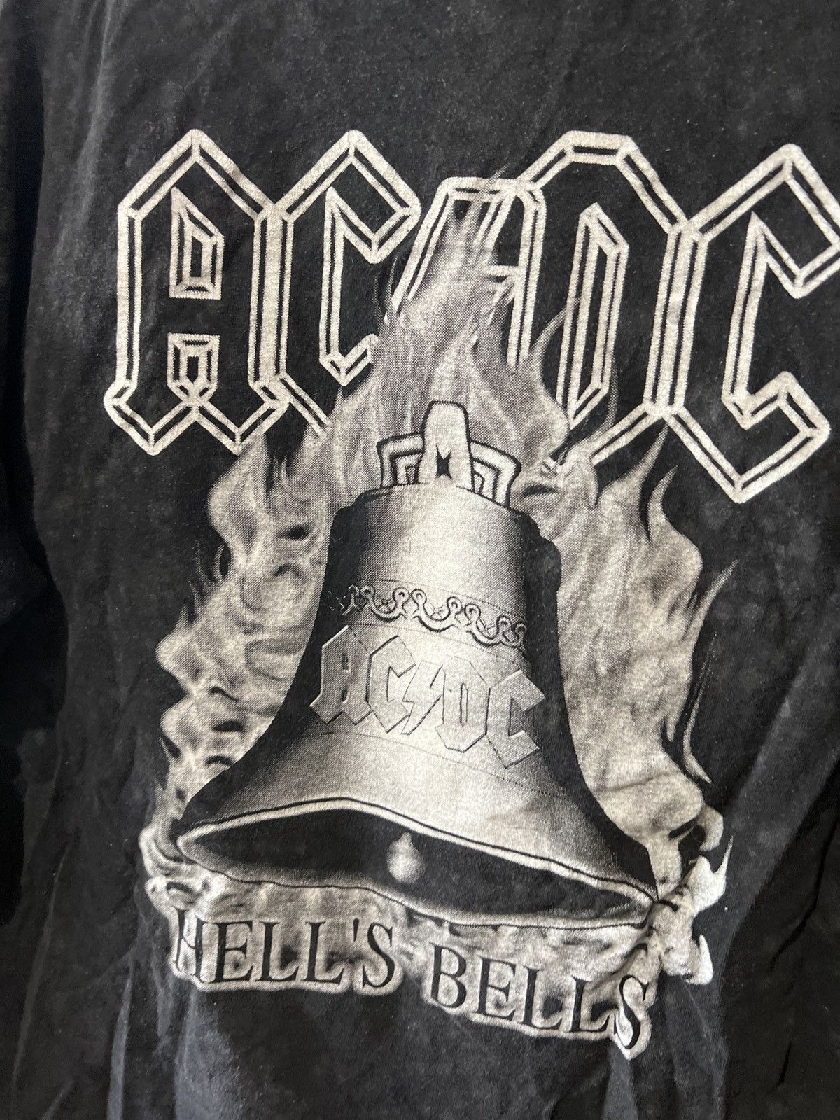 Band Tees VINTAGE AC DC HELL’S BELLS HEABY METAL AOP TOUR BAND TEE Size US L / EU 52-54 / 3 - 7 Thumbnail