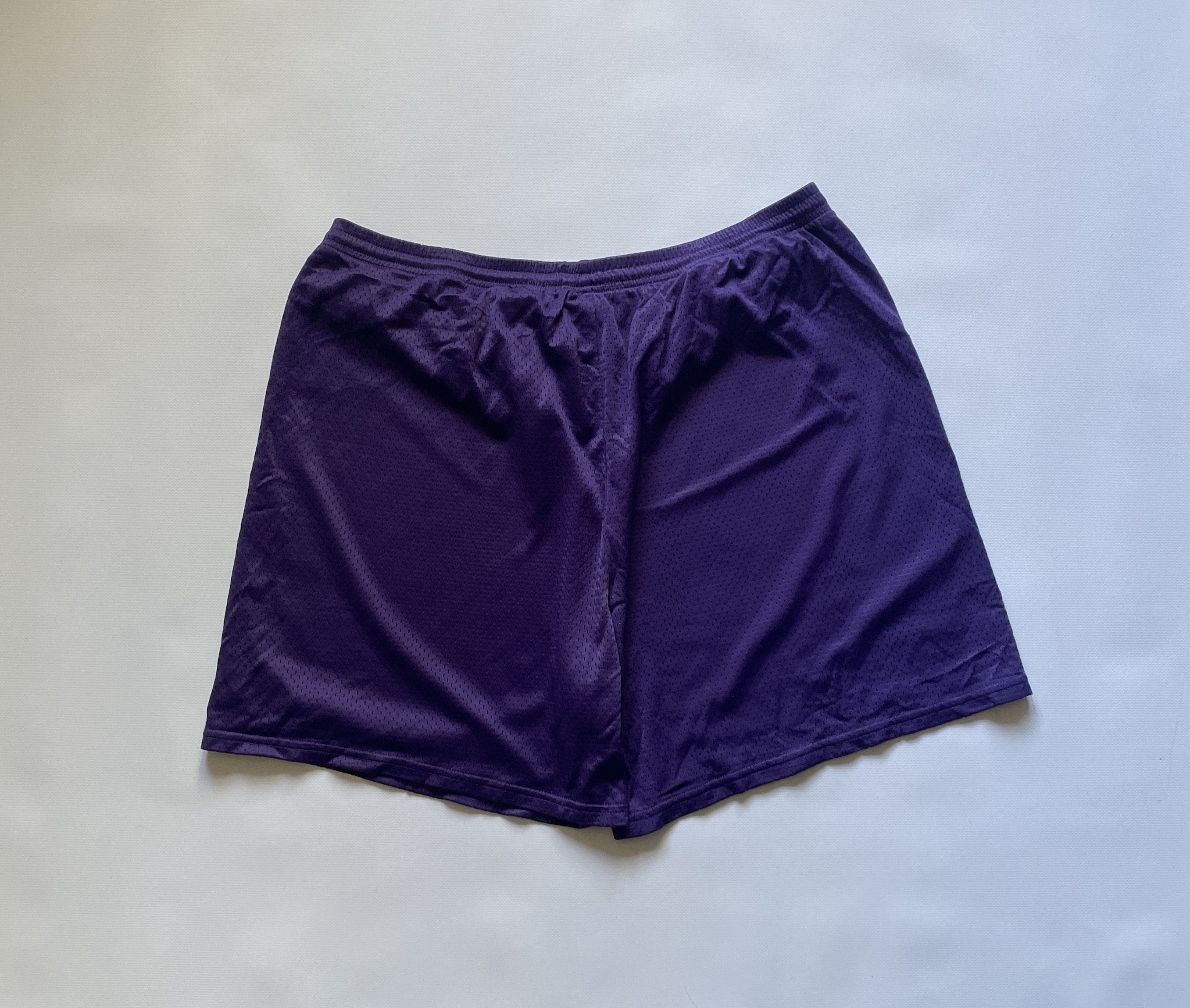 Nike Vintage Nike Nylon Basketball Made in USA Shorts 90s Size US 36 / EU 52 - 2 Thumbnail