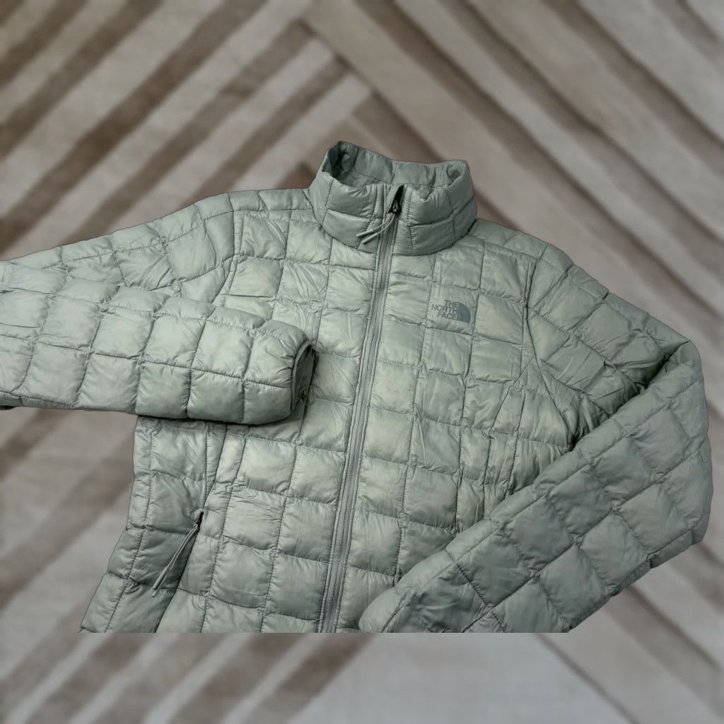 The North Face VINTAGE? No — The North Face Thermoball Eco Jacket Womens XS Mint Quilted Puffer Primaloft Size XS / US 0-2 / IT 36-38 - 1 Thumbnail