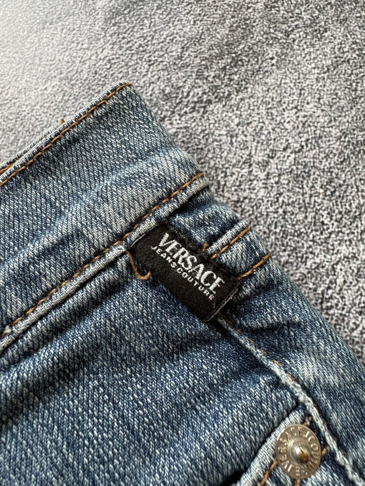 Versace Jeans Couture Vintage 00s Versace Jeans Couture Y2K Bootcut Flared Jeans Size 28" / US 6 / IT 42 - 5 Thumbnail