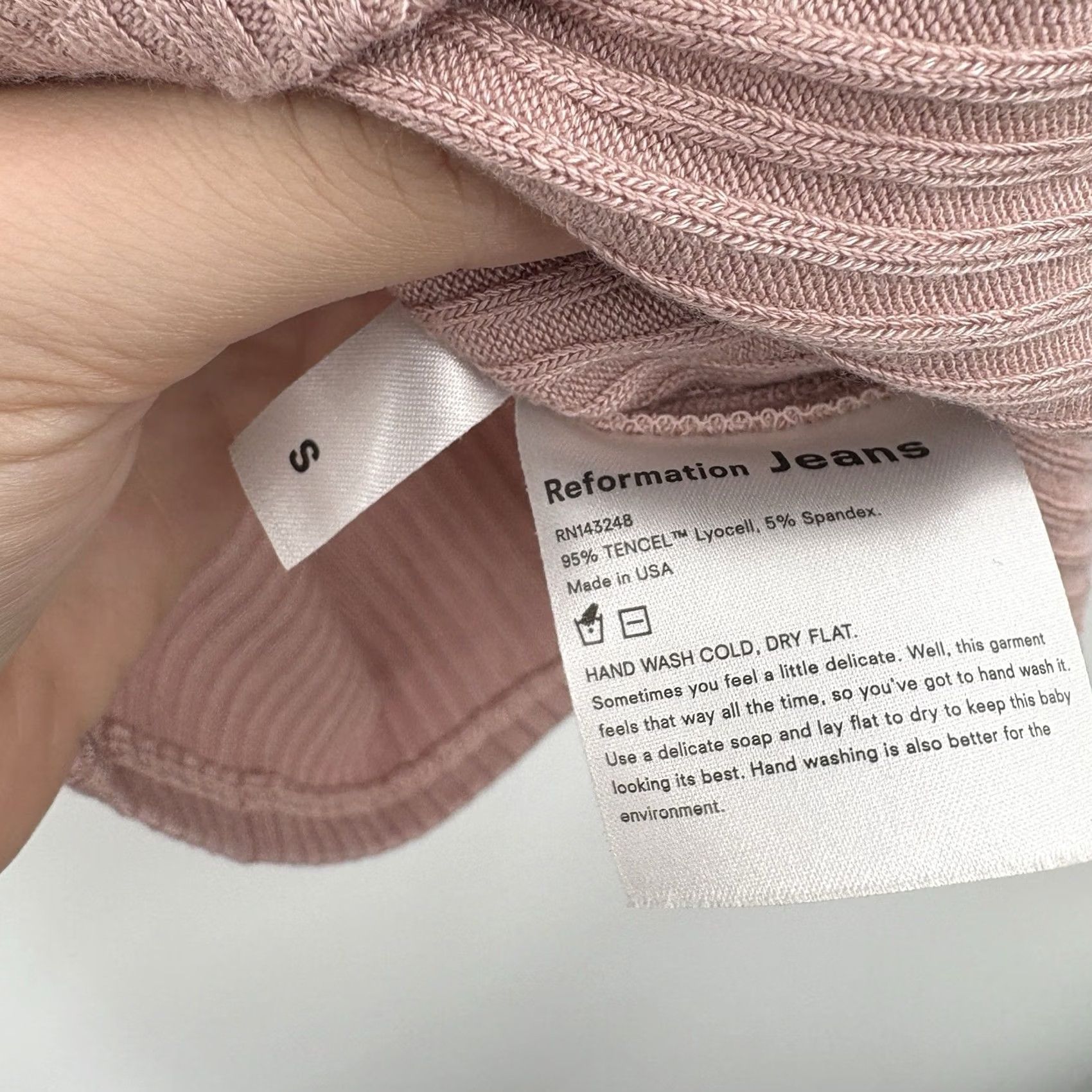 Reformation Reformation Top Small Pink Soft Crop Stretch Luxury Capsule Parisian Coquette Shirt Womens XS? Size S / US 4 / IT 40 - 7 Thumbnail