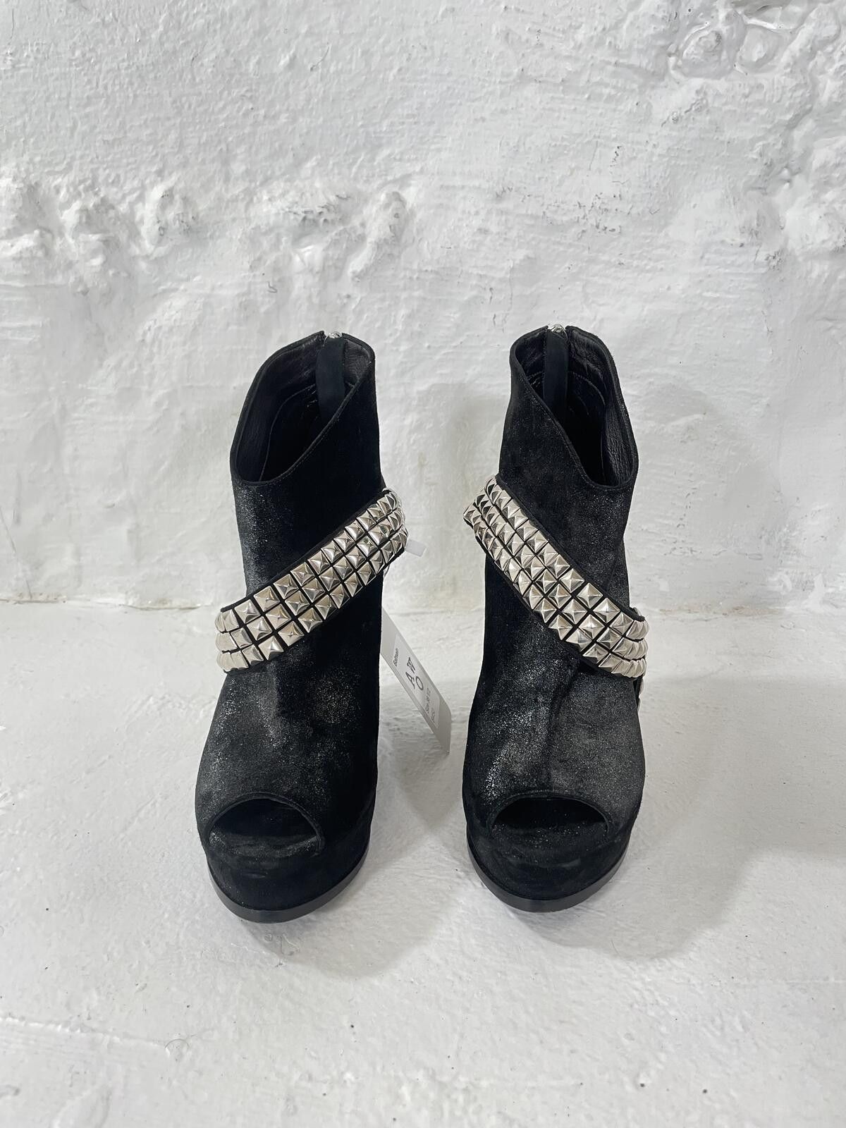 Balmain Balmain SS11 Studded Wedges Size US 8 / IT 38 - 3 Thumbnail