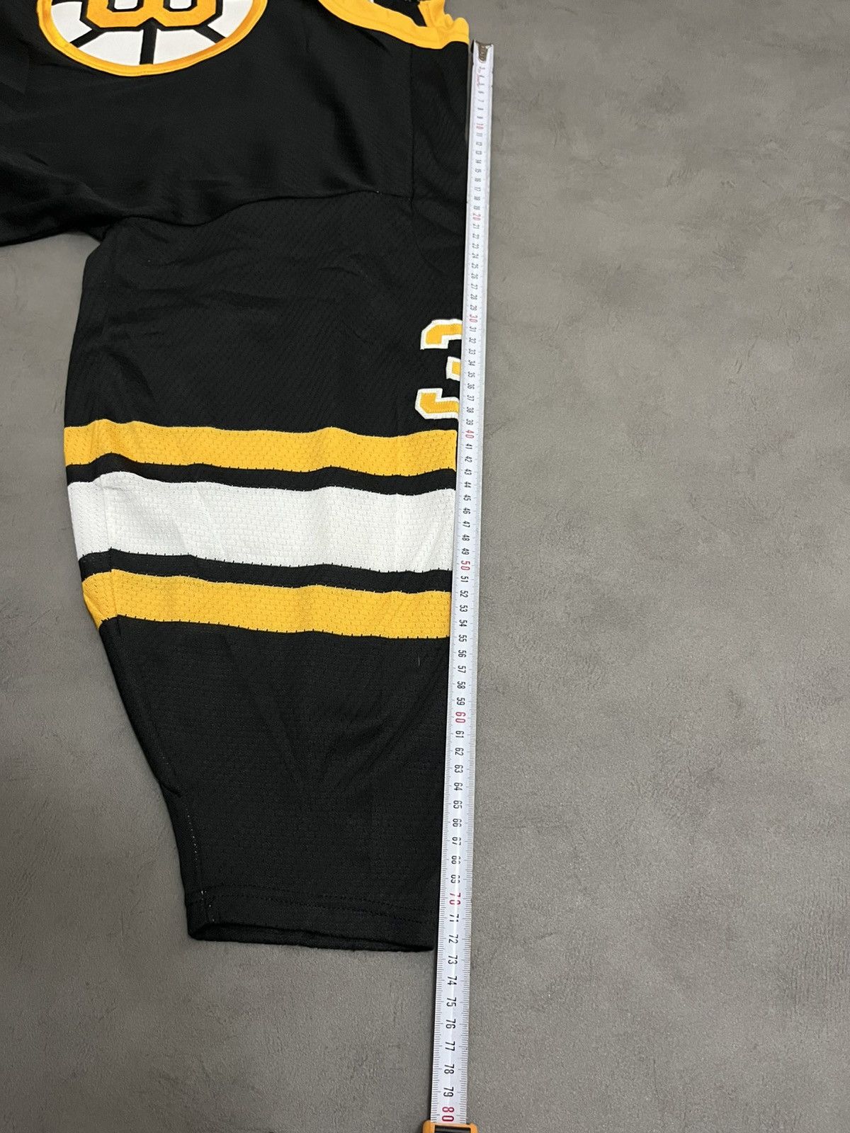 NHL Vintage CCM Boston Bruins NHL 35 Andy Moog hockey jersey Size US L / EU 52-54 / 3 - 11 Thumbnail
